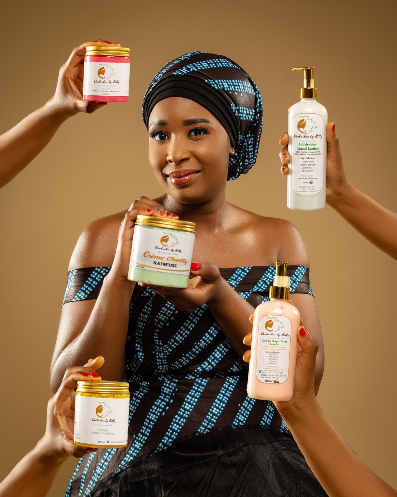 Bilguissa Diallo, fondatrice de Debboskin, entourée de soins de la marque